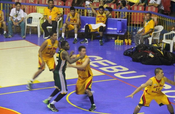 Warriors rout Jaguars