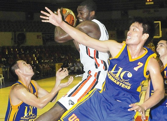 Bendley leads Cobras