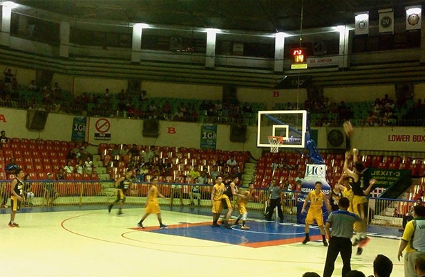 Warriors beat Webmasters in overtime
